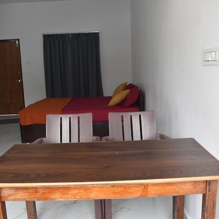 Gundappa Cafe Gokarna Kudle Beach 외부 사진